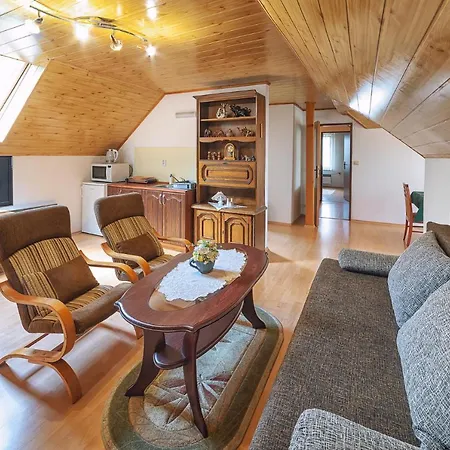 Mlynarov Dvor Dubrava